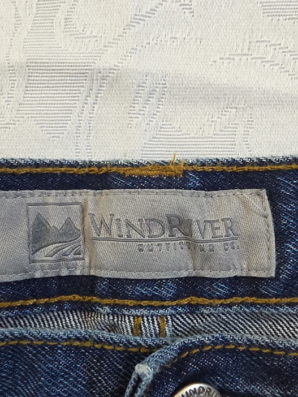NEW WindRiver Relaxed Fit Jeans - Men’s 42x34 - Picture 5 of 5